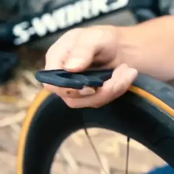 Легкий Прочный Универсальный рычаг для велосипедных шин 2 В 1, Черный рычаг для шин, эргономичный дизайн, ручной инструмент